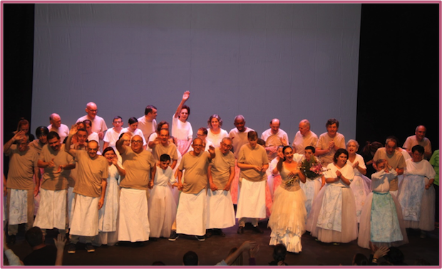 Sobre el lienzo, la danza